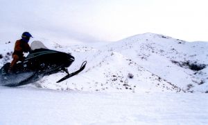 264187_snowmobile.jpg